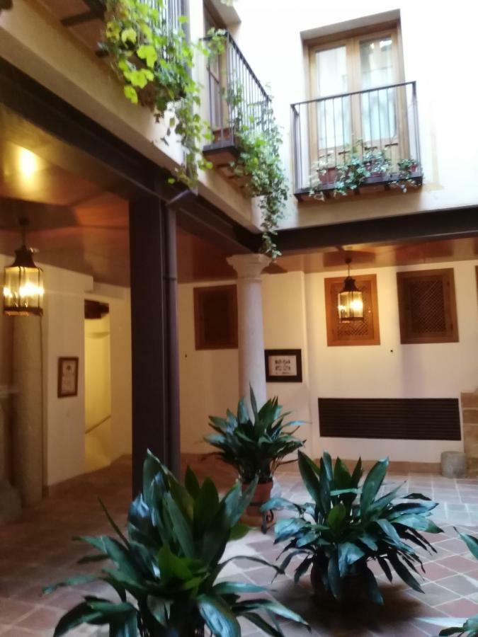 Apartamentos Nuncio Viejo Toledo Exterior photo